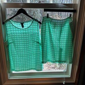 Green Patterned Sleeveless Top and Skirt Set